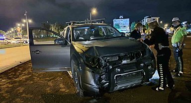 Menteşe'de kaza: Trafik polisi ölümden döndü