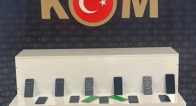 Muş'ta 24 adet gümrük kaçağı cep telefonu ele geçirildi