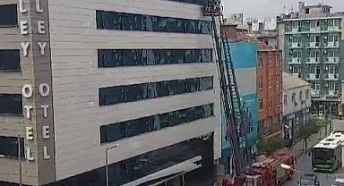 Otelde yangın paniği