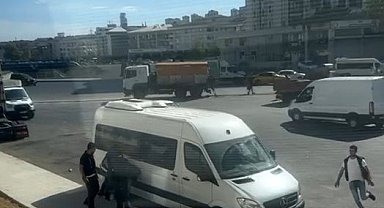 Sokak ortasında kadına saldırdı, polis kıskıvrak yakaladı