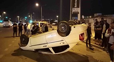 Sürücünün kontrolünden çıkan otomobil takla attı