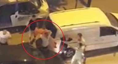 Trafikte tartıştığı kişinin başına duba fırlattı