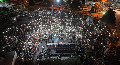 100. Yıl Coşkusu Fener Alayı İle Taçlandı