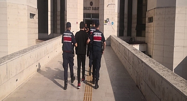 60 Bin Liralık Saatleri Çalıp Kaçtı Jandarmadan Kaçamadı   