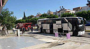 Hareket halindeki otobüs yandı