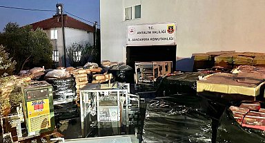 Piyasaya sürülmeye çalışılan 12 ton kaçak kahve ele geçirildi