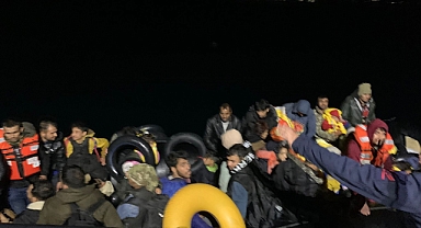 Ayvalık Açıklarında 126 Düzensiz Göçmen Yakalandı   