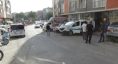 Balıkesir'de Kötü Kokular Gelen Evden Bir Kişinin Cansız Bedeni Çıktı 