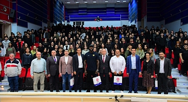 Balıkesir' de Zirvedeki Sporcular' Zirvesi Yapıldı   