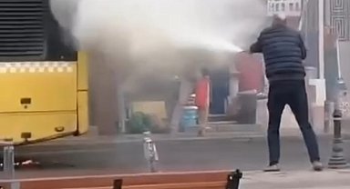 Beykoz'da İETT otobüsü alev alev yandı