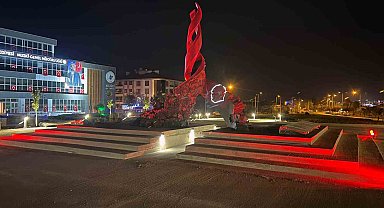 Cumhuriyet'in 100'üncü yaşında 100'üncü yıl heykeli