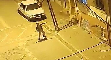 Esenyurt'ta alkollü şahıs evini taşlayıp, mahalleyi uyutmadı