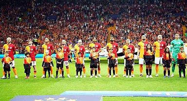 Galatasaray'da derbide hedef 3 puan