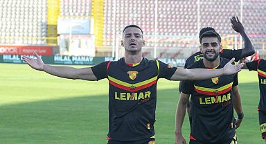 Göztepe'nin attığı 7 golün 4'üne Tijanic katkısı