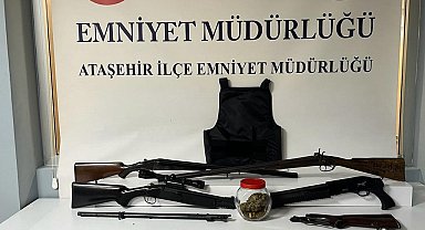 İstanbul'da yasa dışı silah ticareti yapan 3 kişi yakalandı