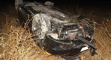 Konya'da otomobil takla attı: 2 yaralı