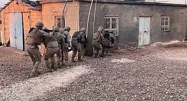 Şanlıurfa'da silah kaçakçılığı operasyonu: 5 gözaltı