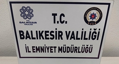 Susurluk'ta Uyuşturucu Operasyonunda 3 Kişi Yakalandı   