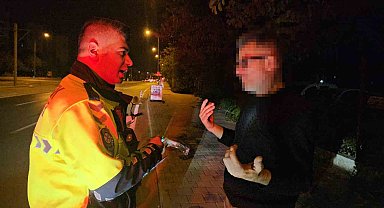 Trafik polislerine alkollü yakalandı, ceza yazılmak istenilince avukatını çağırdı