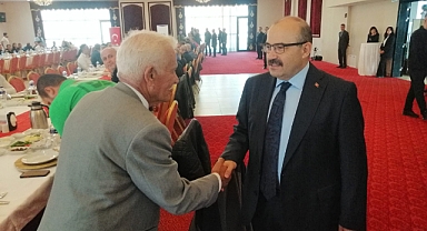 Vali Ustaoğlu Gazetecilerle Buluştu