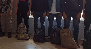 24 DÜZENSİZ GÖÇMEN YAKALANDI