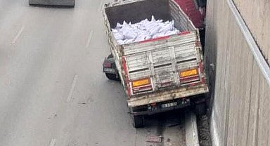 Ankara'da kazayı izleyen sürücü de kaza yaptı