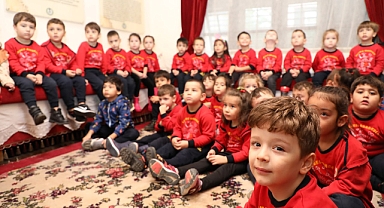 Atatürk Kültür Evi’ne Ziyaretçi Akını