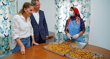 Ayvalık’ta Marifetli Ellerden Organik Kışlıklar