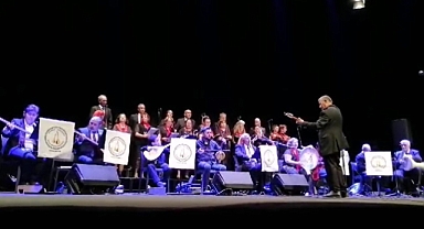  Ayvalık’ta Müzik Ziyafeti 