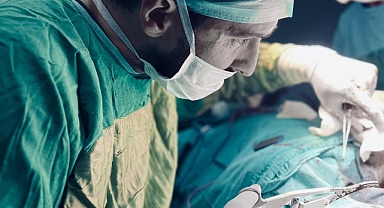 BAÜN'de Kısmi Burun Nakli Ameliyatı Başarı İle Gerçekleşti