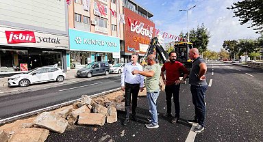 Bayraklı mahallelerinde hizmet turu