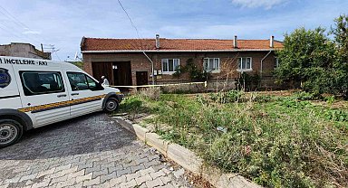 Bursa'da cinnet...Eşini ve 2 çocuğunu öldürüp canına kıydı