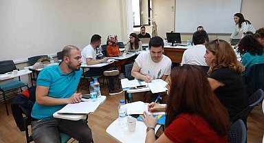 DEÜ'den psikolojik danışmanlara 'Kariyer Danışmanlığı' eğitimi