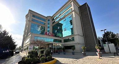 Diyarbakır'da evde tüfekle vurulmuş halde bulunan kadın hayatını kaybetti