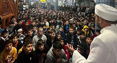 Eller semaya Gazze için açıldı