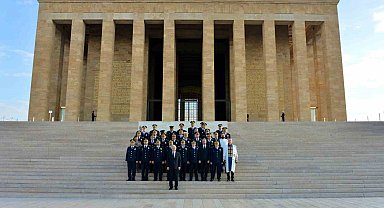Emniyet Teşkilatı 10 Kasım öncesi Anıtkabir'i ziyaret etti