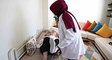 Eyüpsultan'da evde fizik tedavi hizmeti hastalara umut oluyor
