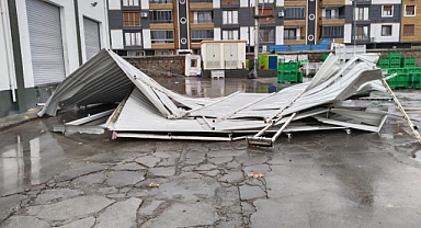 Havran’da Hortum Hasar Verdi