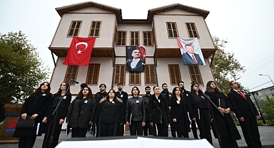 Karesi Atatürk Evi’nde Anlamlı Anma
