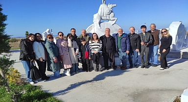 Kazakistanlı Gazetecilerden Gömeç Ziyareti 