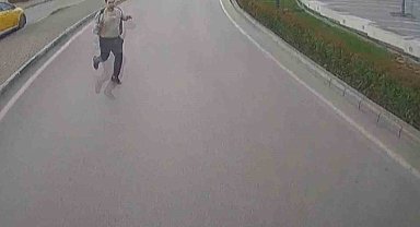 Ölümüne kaçış kamerada...Az kalsın böyle facia yaşanacaktı