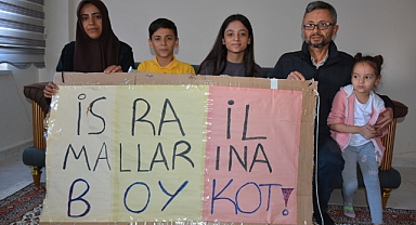 Sındırgılı Çocuklar İsrail Mallarını Boykot Etti