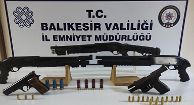 Asayiş Baskınlarında Silah ve Uyuşturucu Yakalandı !