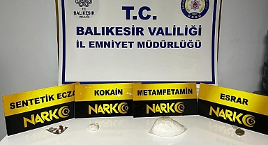 Ayvalık’ta Araca Uyuşturucu Operasyonu