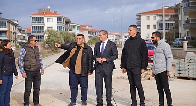 Ayvalık'ta Ekipler Gece Gündüz Tahribatları Gideriyor