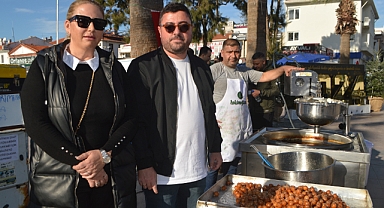 Ayvalık’ta Şehitlerimiz İçin Lokma Hayrı Düzenlendi
