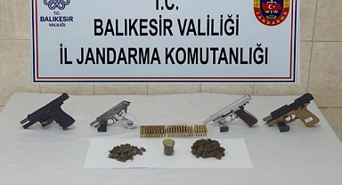 Balıkesir Merkezli Silah Operasyonu: 17 Gözaltı   