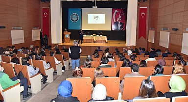 Balıkesir Üniversitesi’nde “Türkçenin Yüzyılı” Paneli