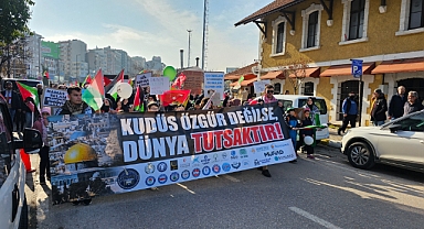 Bandırma'da Filistin'e Destek Yürüyüşü Düzenlendi