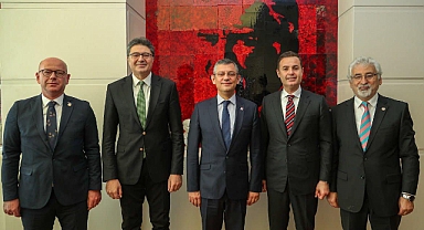 Chp Balıkesir Heyetinden Özgür Özel'e Ziyaret